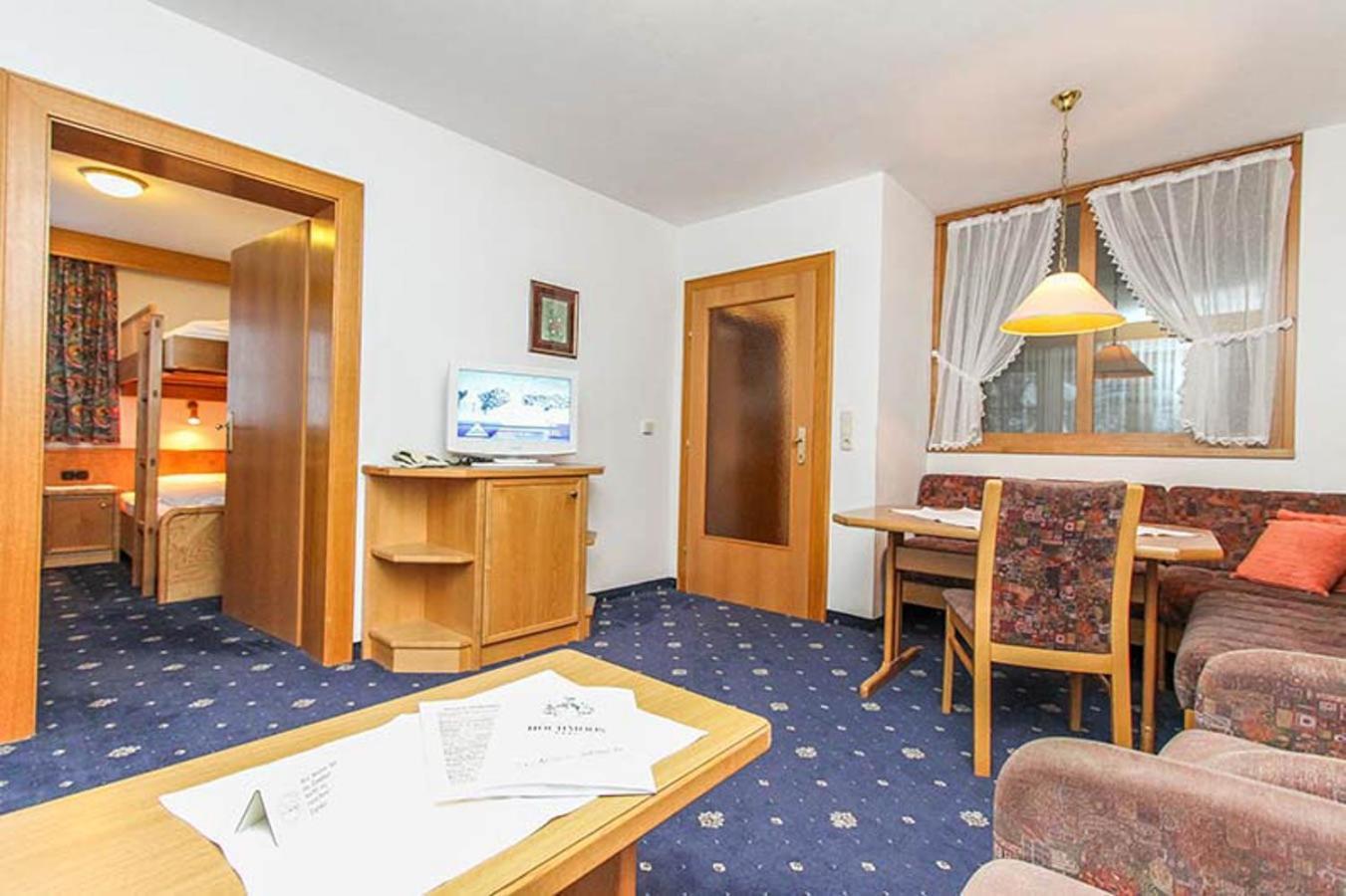 Gasthof Bad Hochmoos Lofer Room photo